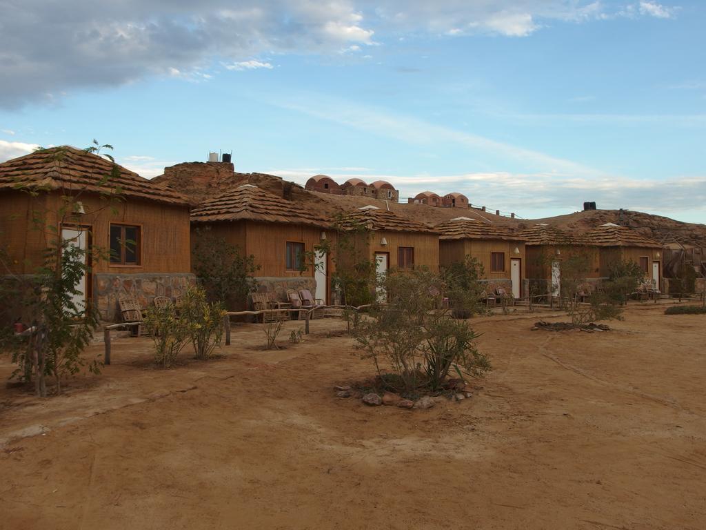 Roots Red Sea Hotel El Qoseir Exterior photo