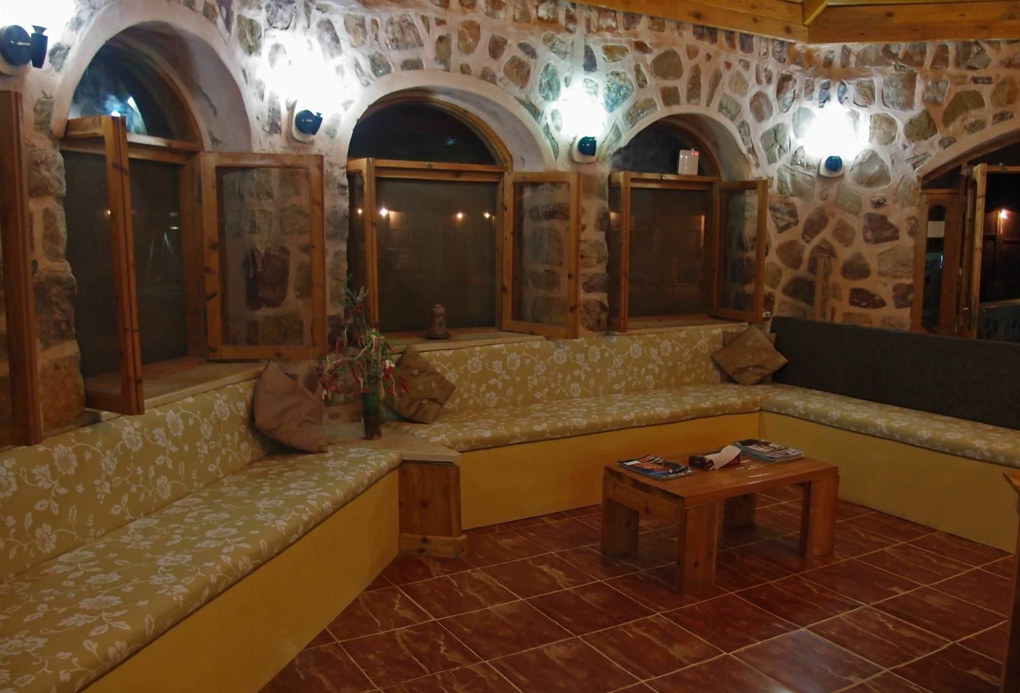 Roots Red Sea Hotel El Qoseir Exterior photo